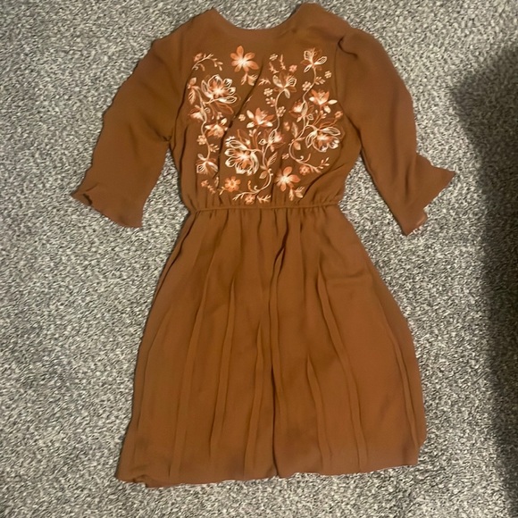 Savannah Jane, knee length, modest, dress, burnt orange, orange, embroidered - Picture 2 of 2